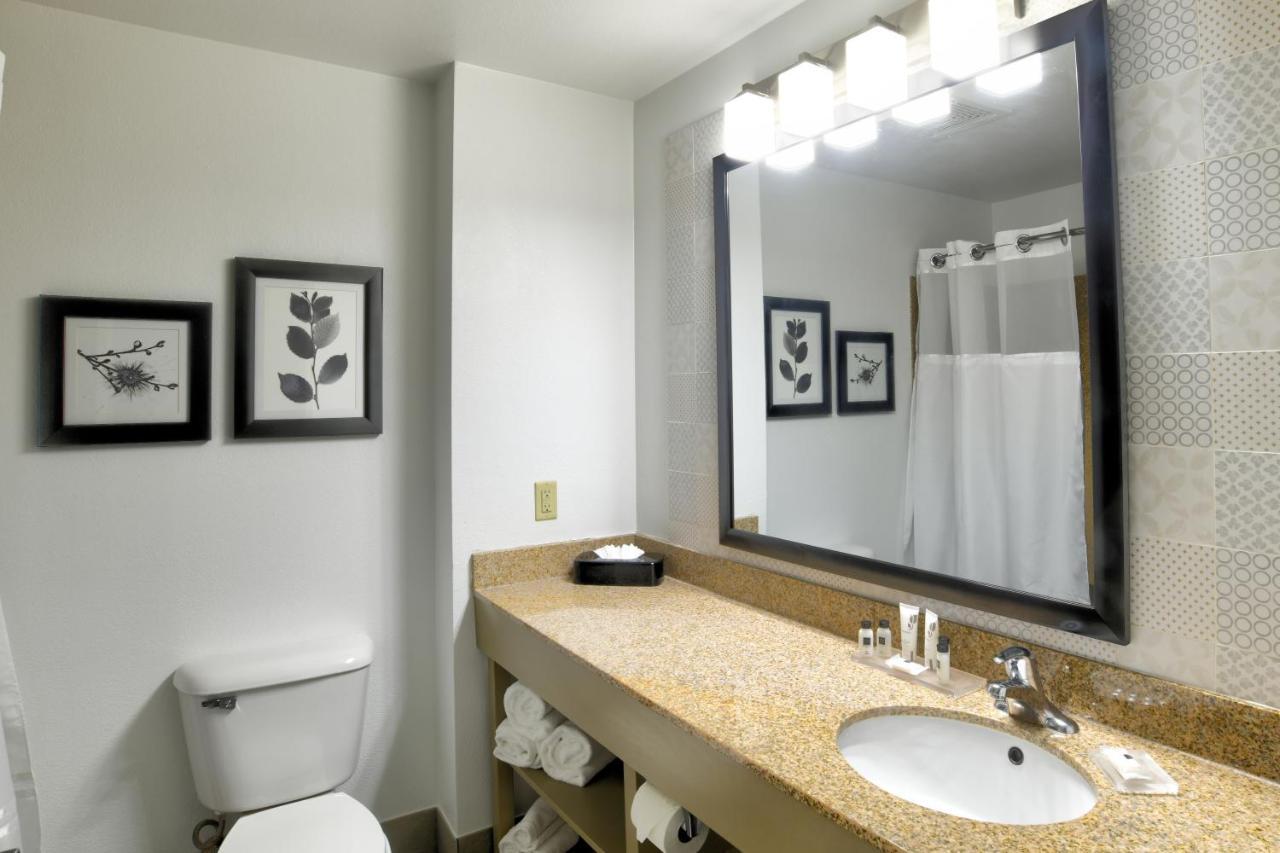 Country Inn & Suites By Radisson, Oklahoma City Airport, Ok