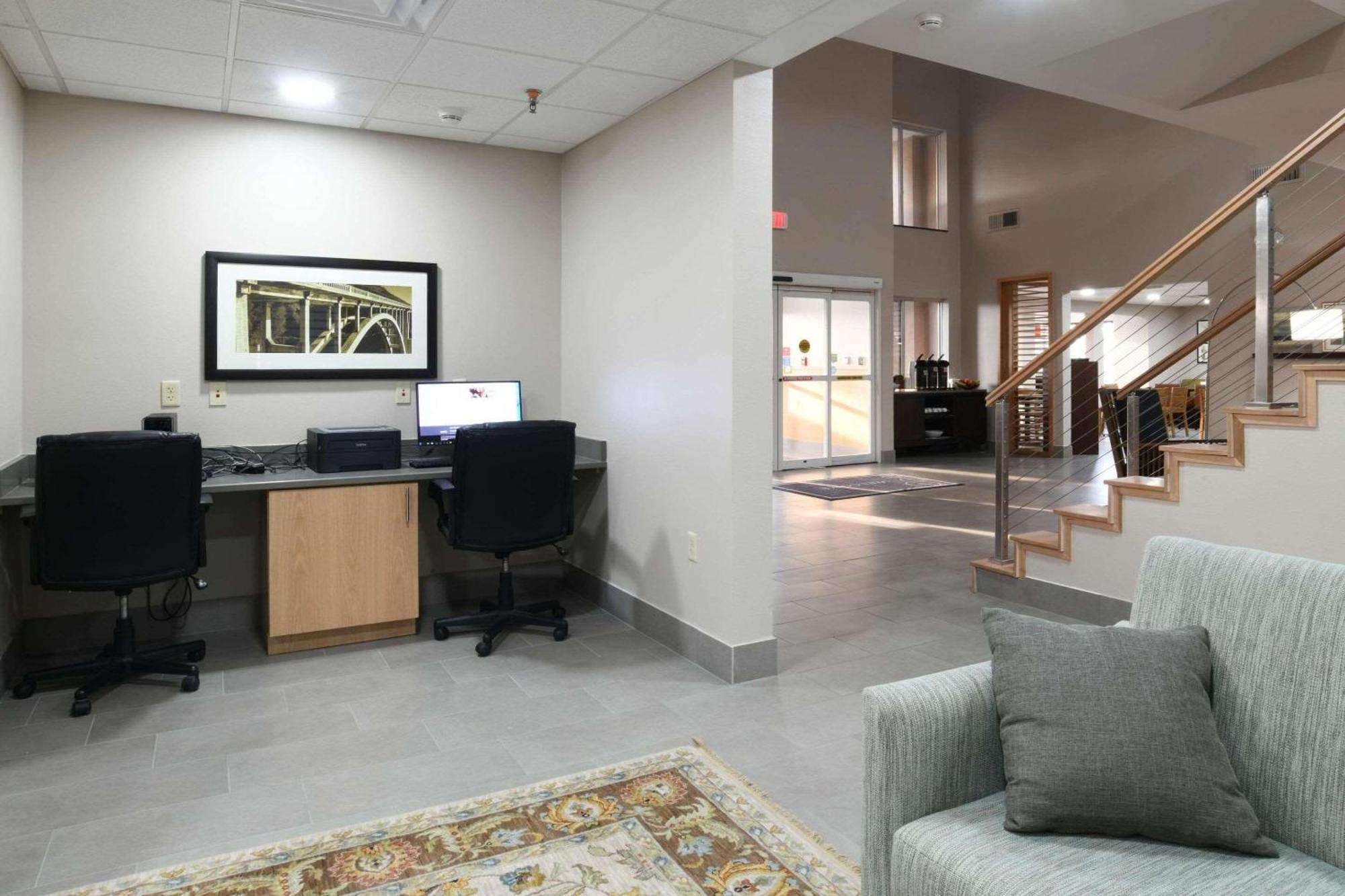 Country Inn & Suites By Radisson, Oklahoma City Airport, Ok Hotel Oklahoma City